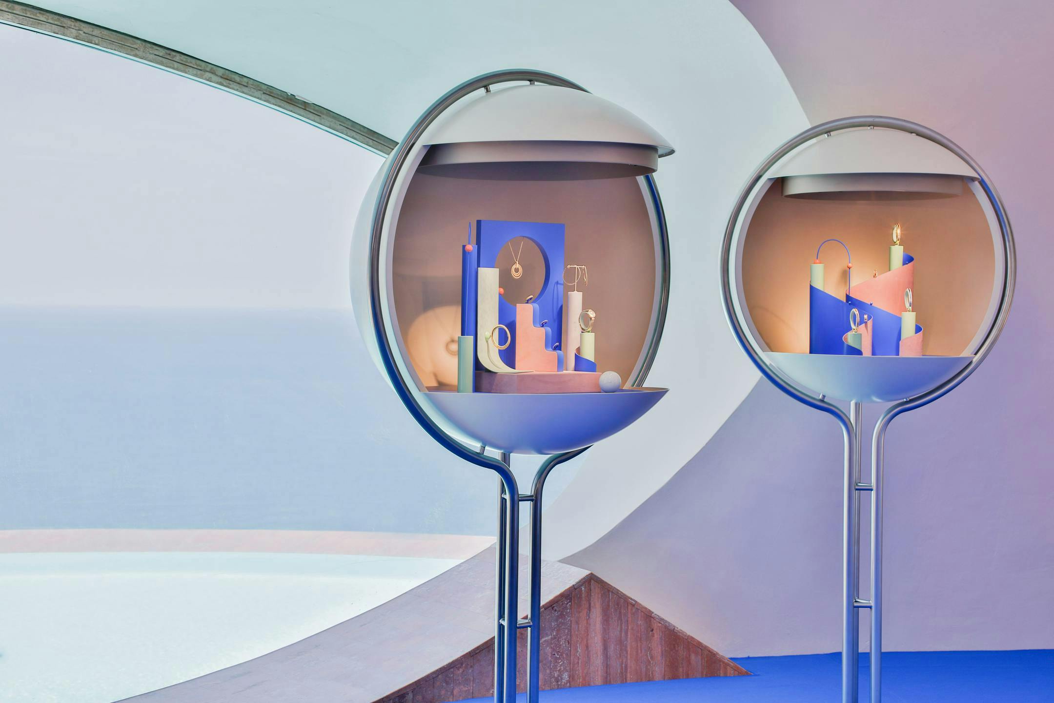 display palais bulle perlee presse savoir-faire glass sphere interior design indoors