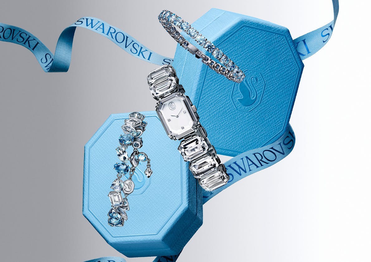 accessories diamond gemstone jewelry wristwatch bracelet necklace